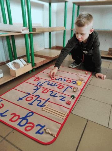 ŻŁOBEK MONTESSORI I PRZEDSZKOLE NIEPUBLICZNE DOMEK PRZEDSZKOLAKA MONTESSORI DANUTA KARCZEWSKA — zdjęcie 1